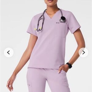 FIGS One Pocket Scrub Top